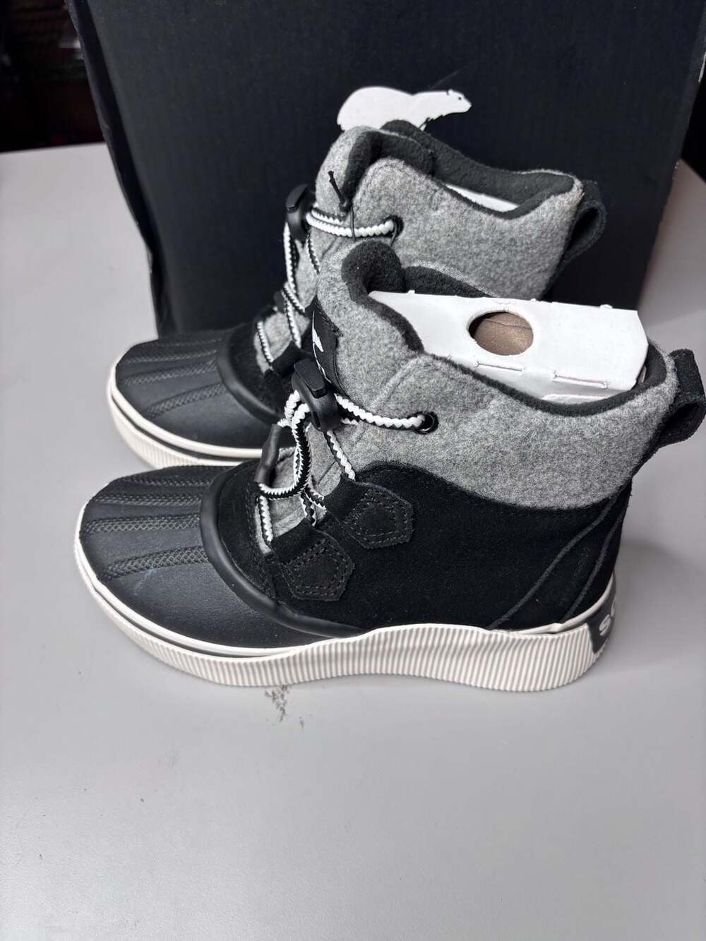 Out N About™ IV Chillz Women's Winter Boot size 3 youth